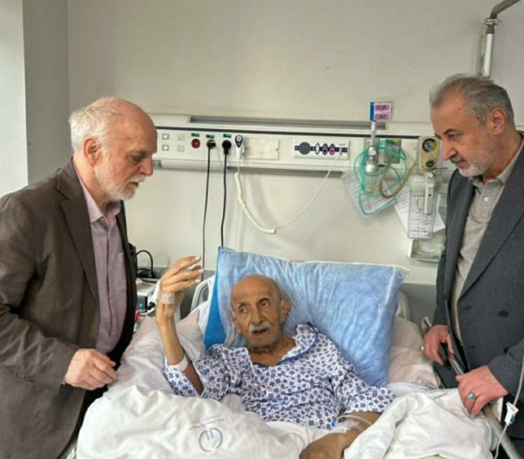 عکس| عیادت مدیر پرسپولیس از مجری با سابقه تلویزیون