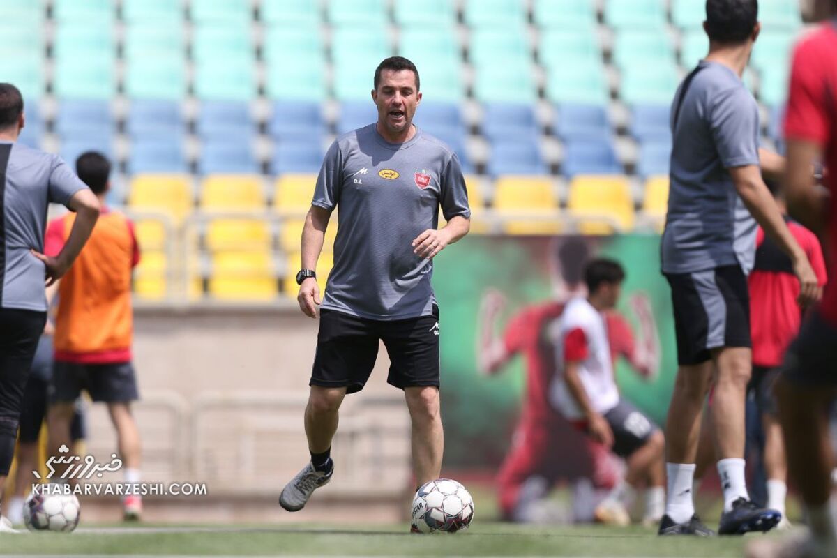 تصاویر| ۲ بانوی ورزشکار در تمرین پرسپولیس/ لایک ذخیرههای بیرانوند!