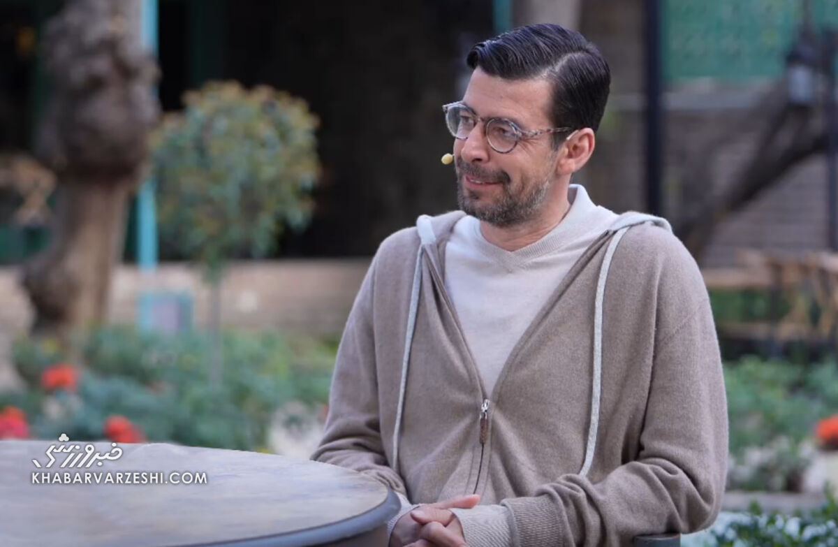 خاطره منشوری فریدون زندی از لخت شدن وحید هاشمیان در رختکن تیم ملی خاطره منشوری فریدون زندی از لخت شدن وحید هاشمیان در رختکن تیم ملی