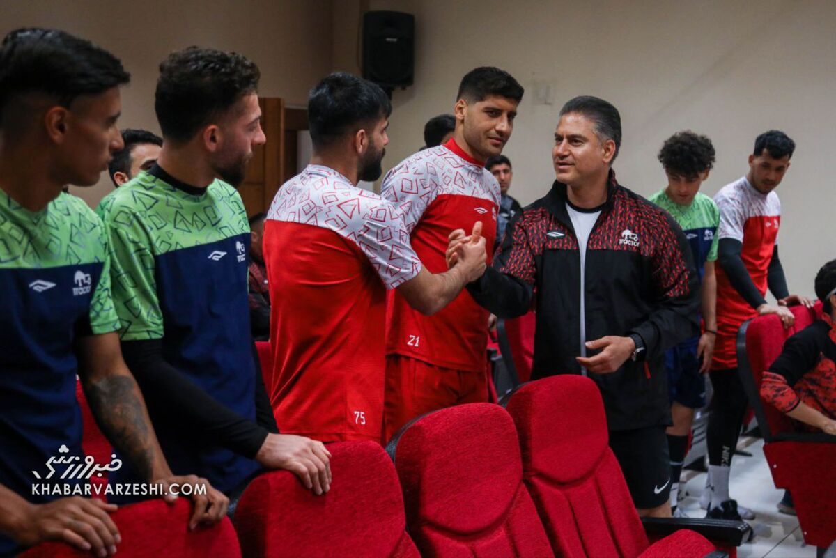 عکس| دستیار گلمحمدی در تراکتور رسما معرفی شد