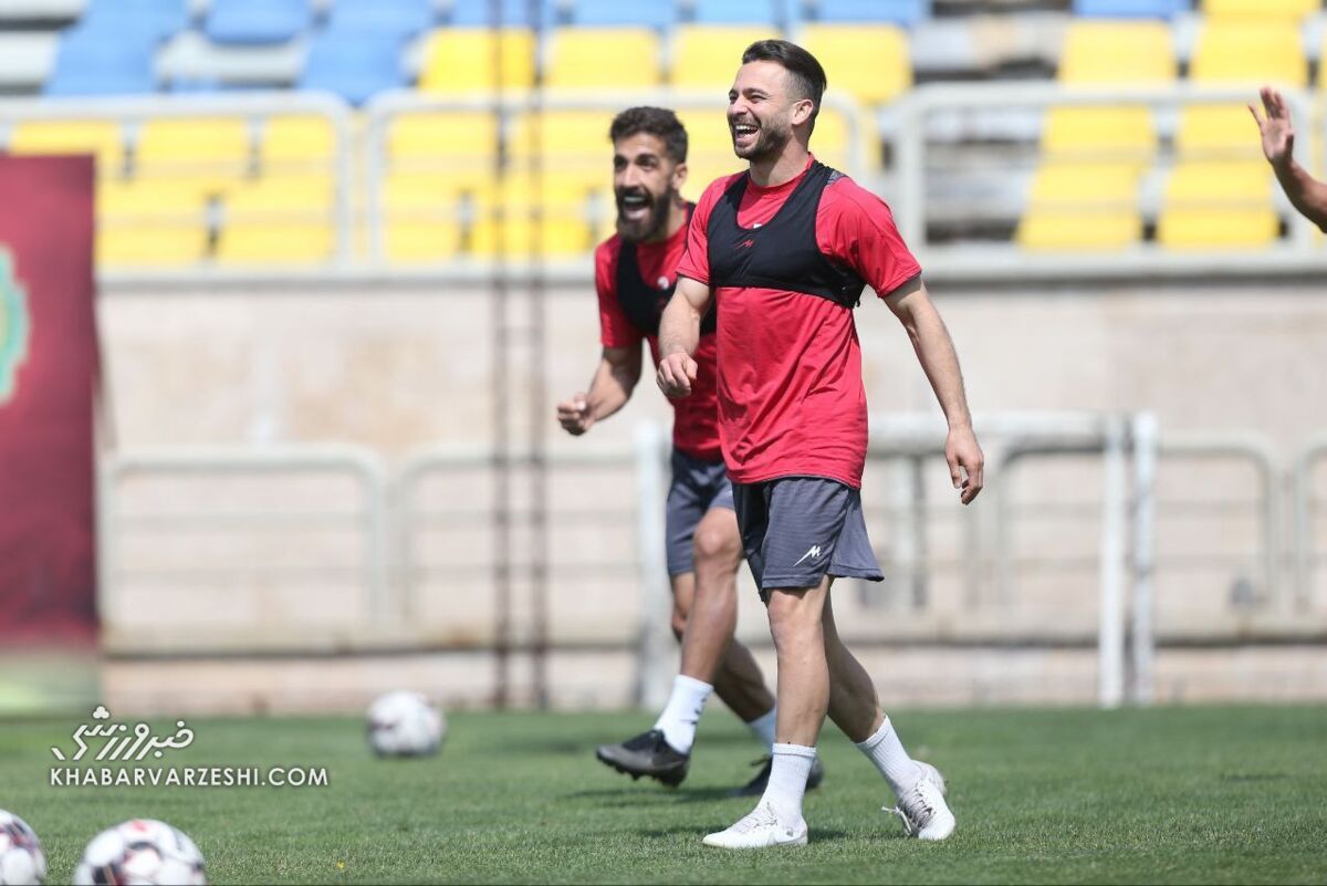 عکس| حال و هوای متفاوت پرسپولیسیها وقتی پول رسید!