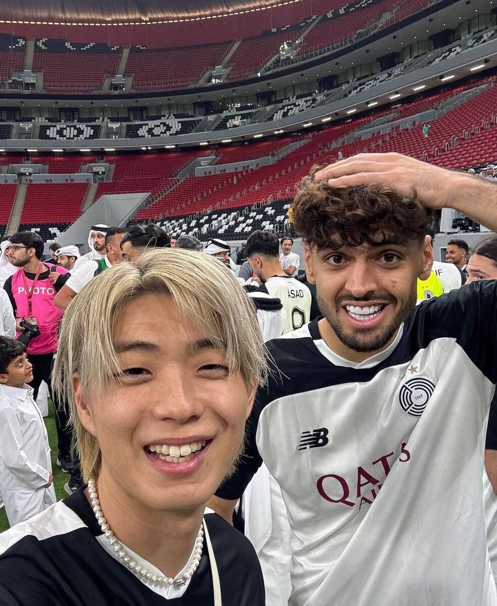 عکس| سلفی جالب ستاره تیم ملی با بلاگر مشهور ژاپنی