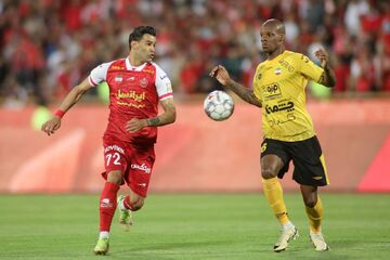 ویدیو| ١٠ دقیقه قبل از امضای قرارداد با سپاهان، با مدیران پرسپولیس تماس گرفتم!