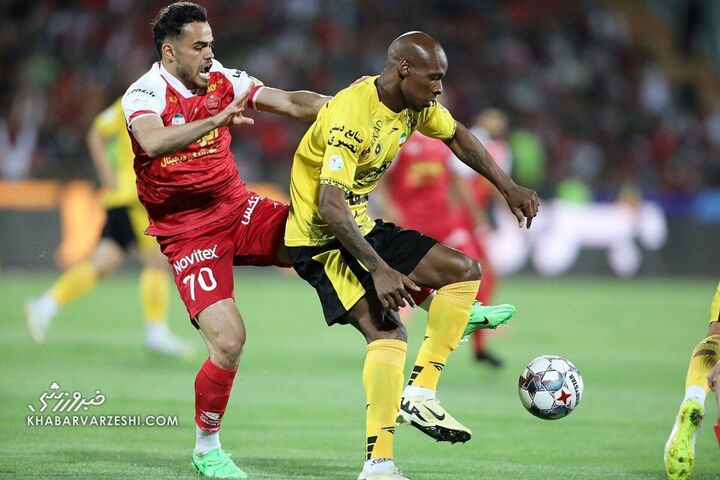 برایان دابو و اوستون اورونوف؛ پرسپولیس - سپاهان