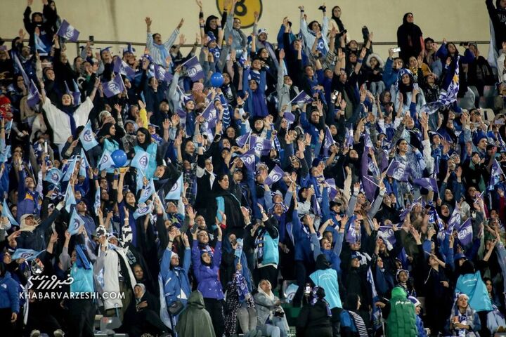 هواداران استقلال؛ استقلال - ذوبآهن