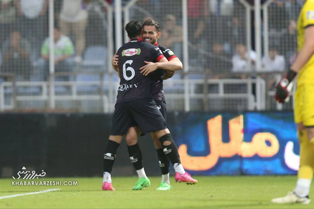 بهترینهای هفته ۲۶ لیگ برتر ایران/ ستارههای خارجی دست سرخابیها را گرفتند؛ جنگ صدر و بقا داغتر شد