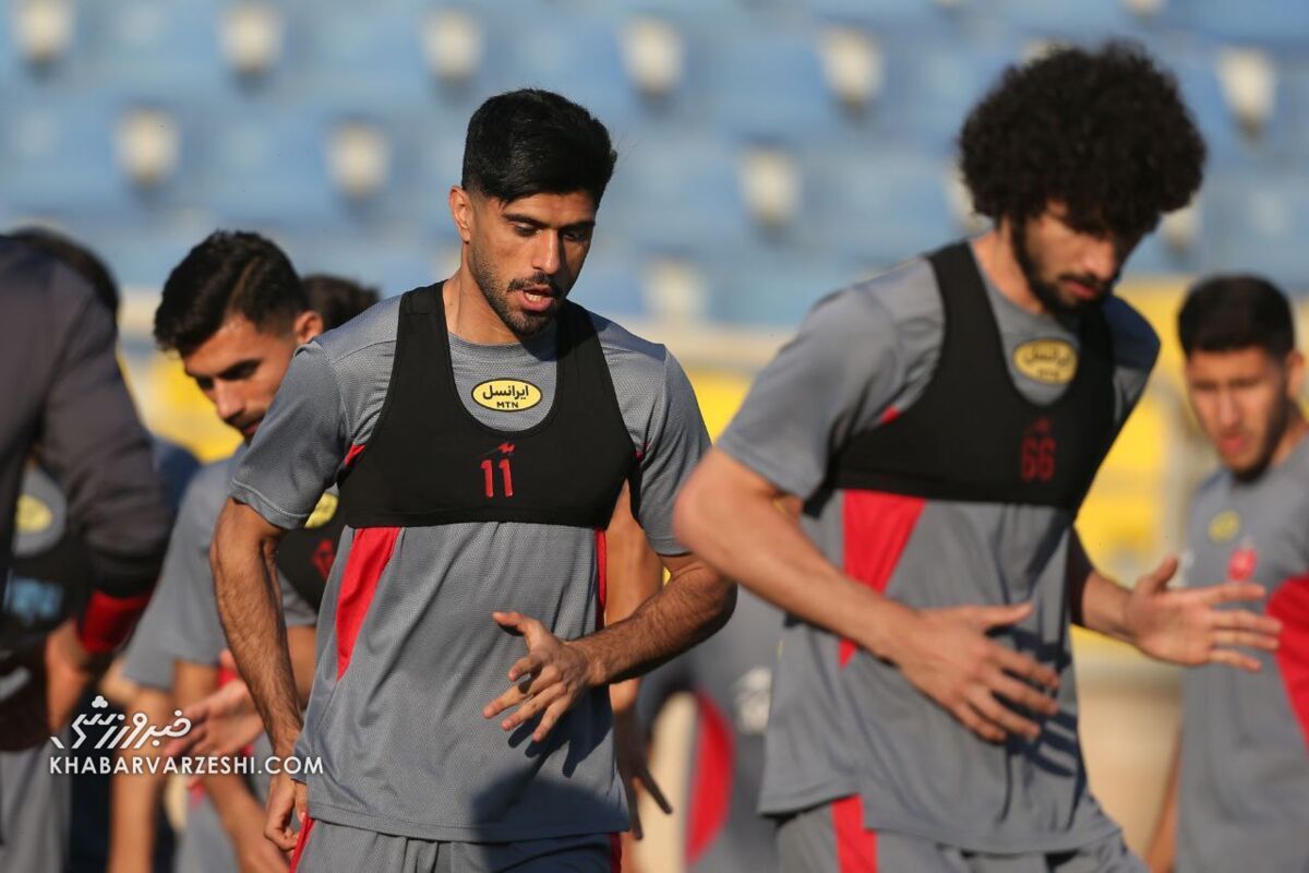 سیدجلال و اوسمار وسط کریخوانی پرسپولیسیها +تصاویر