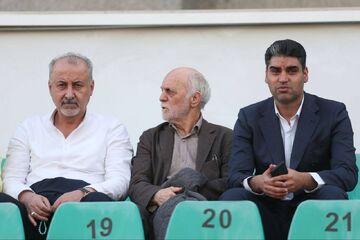 نه بزرگ پرسپولیسی ها به گزینه های داخلی؛ فقط گل محمدی مقبولیت دارد!