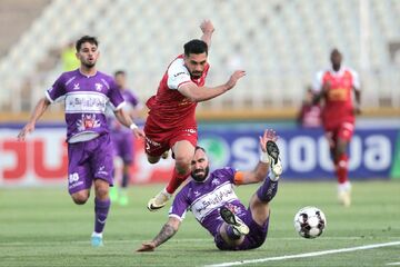 نگاه نگران پیشکسوتان سرخ/ «هوادار» ۲۲ نفره مقابل پرسپولیس به میدان می‌آید!