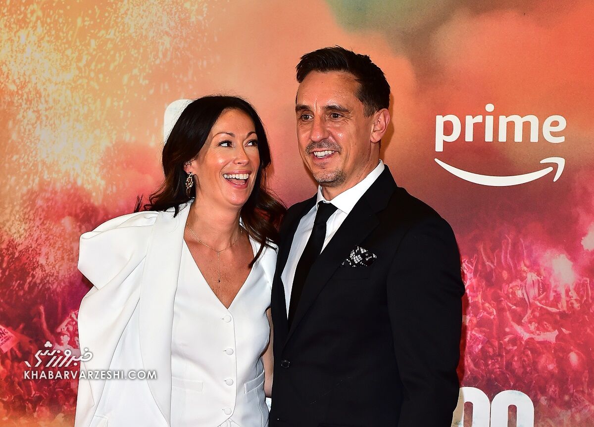 کلاس ۹۹ منچستریونایتد روی فرش قرمز/ از بکام و نویل تا شرینگام و همسری که ۲۰ سال از خودش کوچکتر است +تصاویر