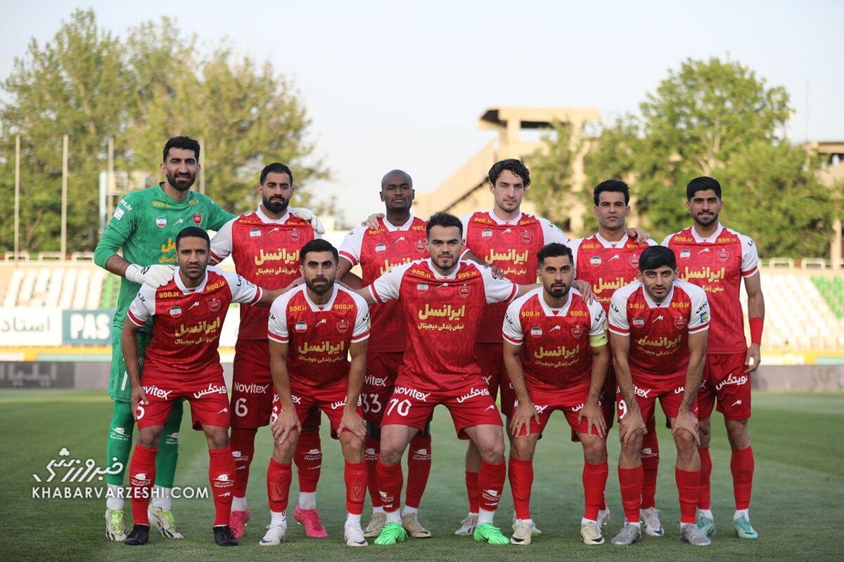 پرسپولیس جانشین استقلال شد/ رقص عیسی در سکوت ورزشگاه بدون هوادار