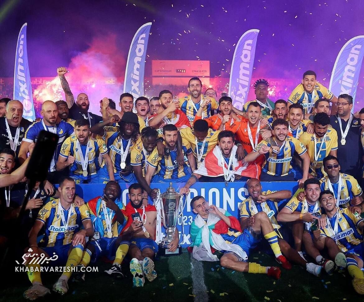 جامآوریهای یک استقلالی تکمیل شد؛ این بازیکن به لیگ قهرمانان اروپا فکر میکند! 1 جامآوریهای یک استقلالی تکمیل شد؛ این بازیکن به لیگ قهرمانان اروپا فکر می کند!