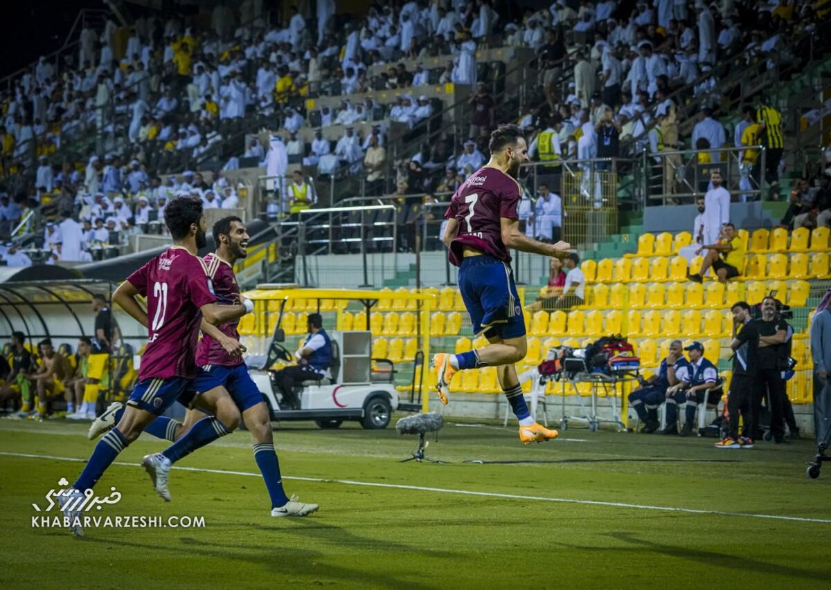 عکس| آتش بازی احمد نوراللهی با شلیک دو موشک