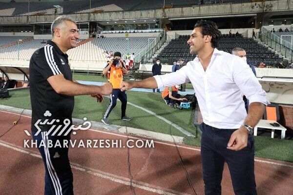 خبرورزشی گردی| فرهاد مجیدی: کی به شما پول داده اینموقع شب بیایید فرودگاه؟! خبرورزشی گردی| فرهاد مجیدی: کی به شما پول داده اینموقع شب بیایید فرودگاه؟!