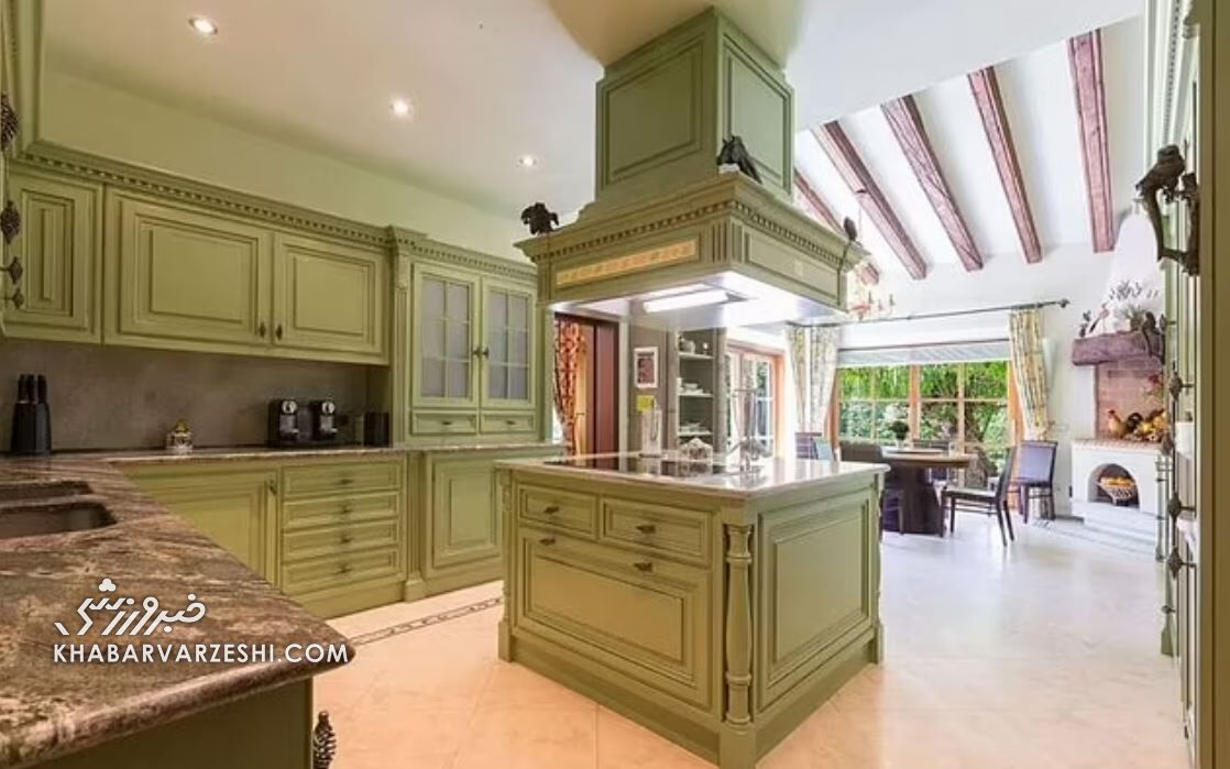 محل استراحت کلوپ بعد از ترک لیورپول/ ویلای مجلل ۲۰۰۰ متری در جزیره آفتابی +تصاویر