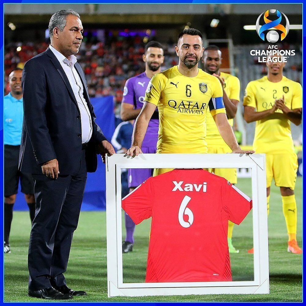 تصاویر| روزی که پیراهن پرسپولیس به ژاوی رسید