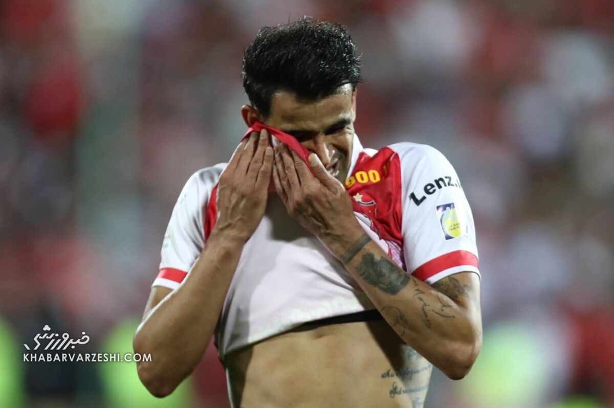 واکنش عجیب آلکثیر پس از فرصتسوزیها؛ بسکتبال نیست که همه توپها به گل برود!/ زمین خشک بود! واکنش عجیب آلکثیر پس از فرصتسوزیها؛ بسکتبال نیست که همه توپها به گل برود!/ زمین خشک بود!