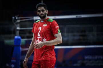 کاپیتان تیم ملی ایران به تیم لهستانی پیوست