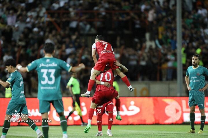 شادی گل اوستون اورونوف؛ شمس آذر - پرسپولیس