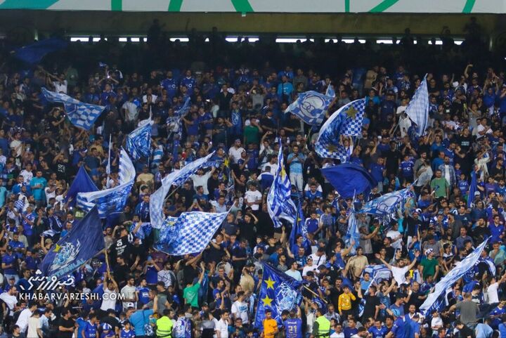 هواداران استقلال؛ استقلال - گلگهر