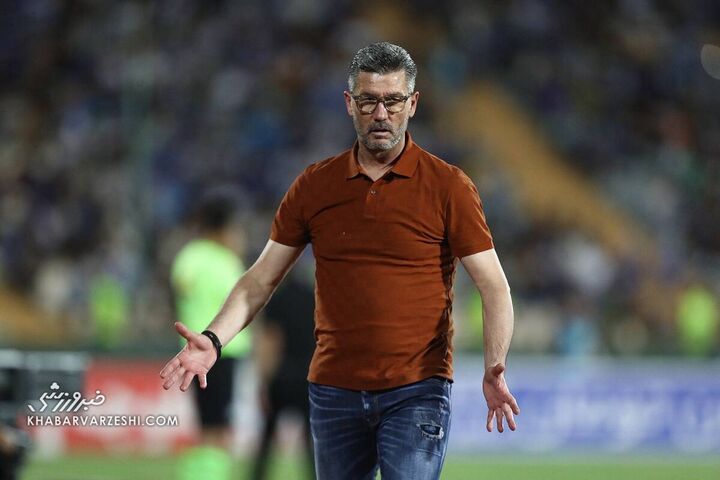 مارینوس اوزوینیدس؛ استقلال - گلگهر