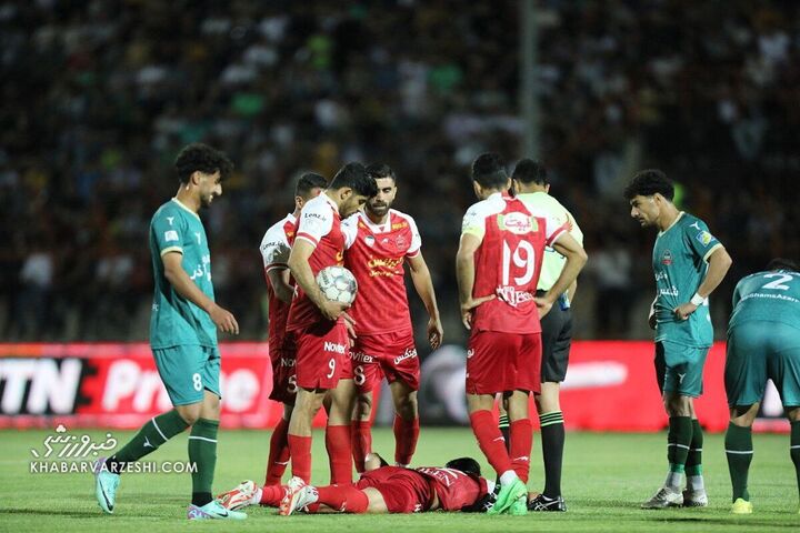 شمس آذر - پرسپولیس