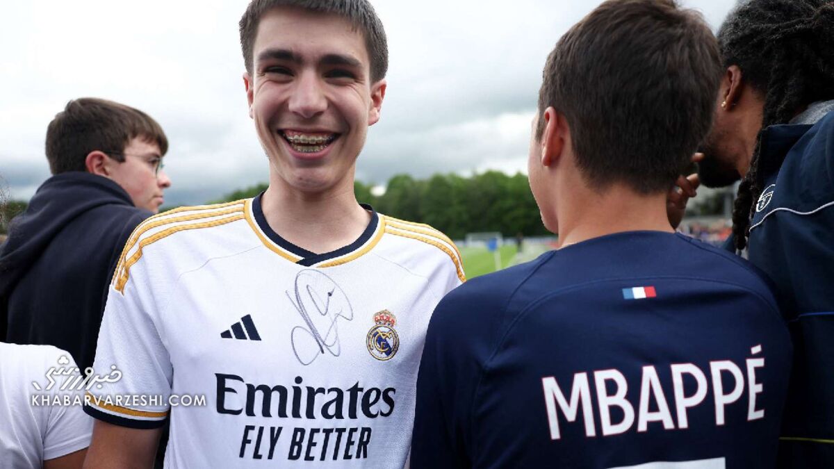 کهکشانی جدید! امباپه پیراهن مادریدیها را امضا کرد +عکس