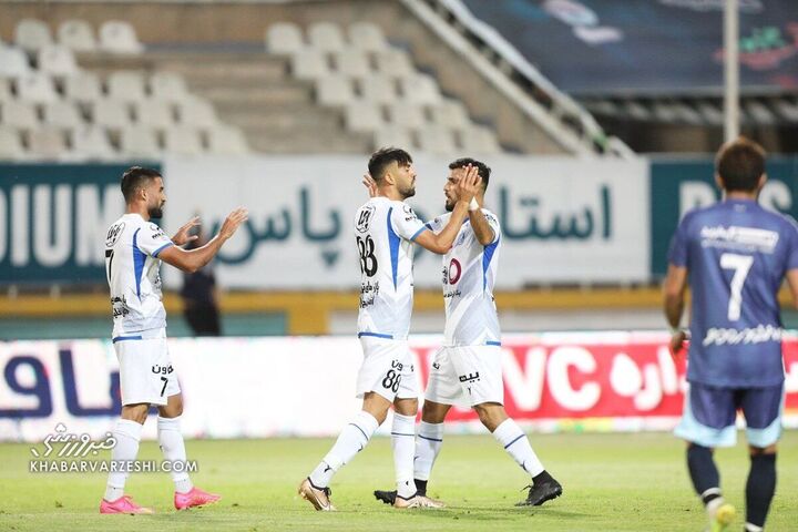 شادی گل مهرداد محمدی؛ پیکان - استقلال