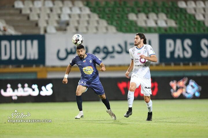 گوستاوو بلانکو؛ پیکان - استقلال