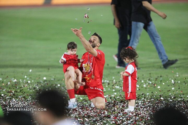 سروش رفیعی؛ جشن قهرمانی پرسپولیس در لیگ برتر ایران 1403-1402