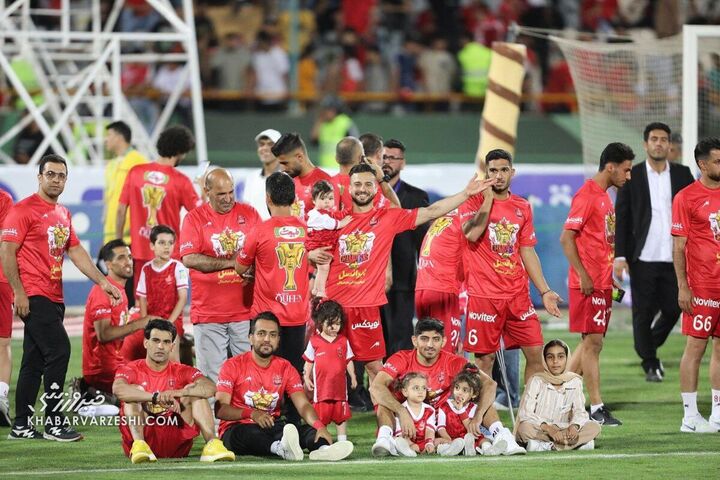 جشن قهرمانی پرسپولیس در لیگ برتر ایران 1403-1402