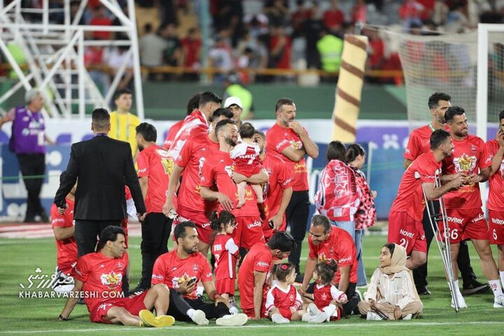 جشن قهرمانی پرسپولیس در لیگ برتر ایران 1403-1402