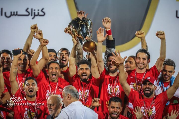 اوسمار لوس ویرا؛ جشن قهرمانی پرسپولیس در لیگ برتر ایران 1403-1402