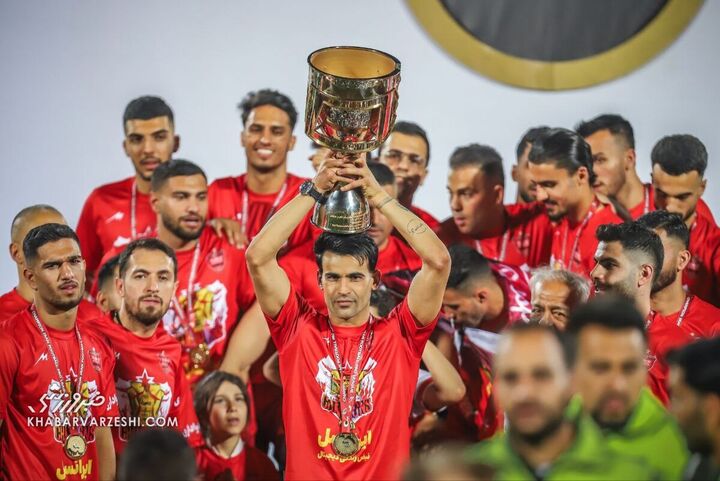 عبدالکریم حسن؛ جشن قهرمانی پرسپولیس در لیگ برتر ایران 1403-1402