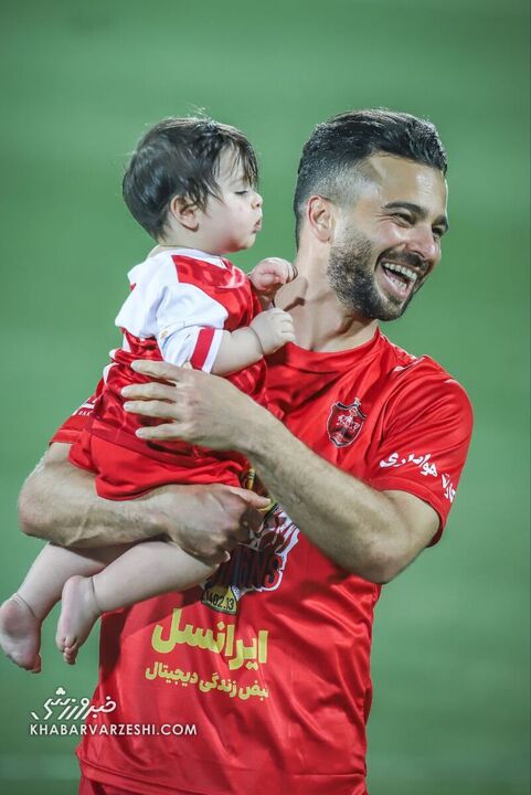 جشن قهرمانی پرسپولیس در لیگ برتر ایران 1403-1402