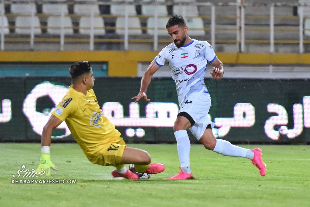 استقلالی محروم در اوج آمادگی/ رضایت بالای نکونام از این بازیکن استقلالی محروم در اوج آمادگی/ رضایت بالای نکونام از این بازیکن