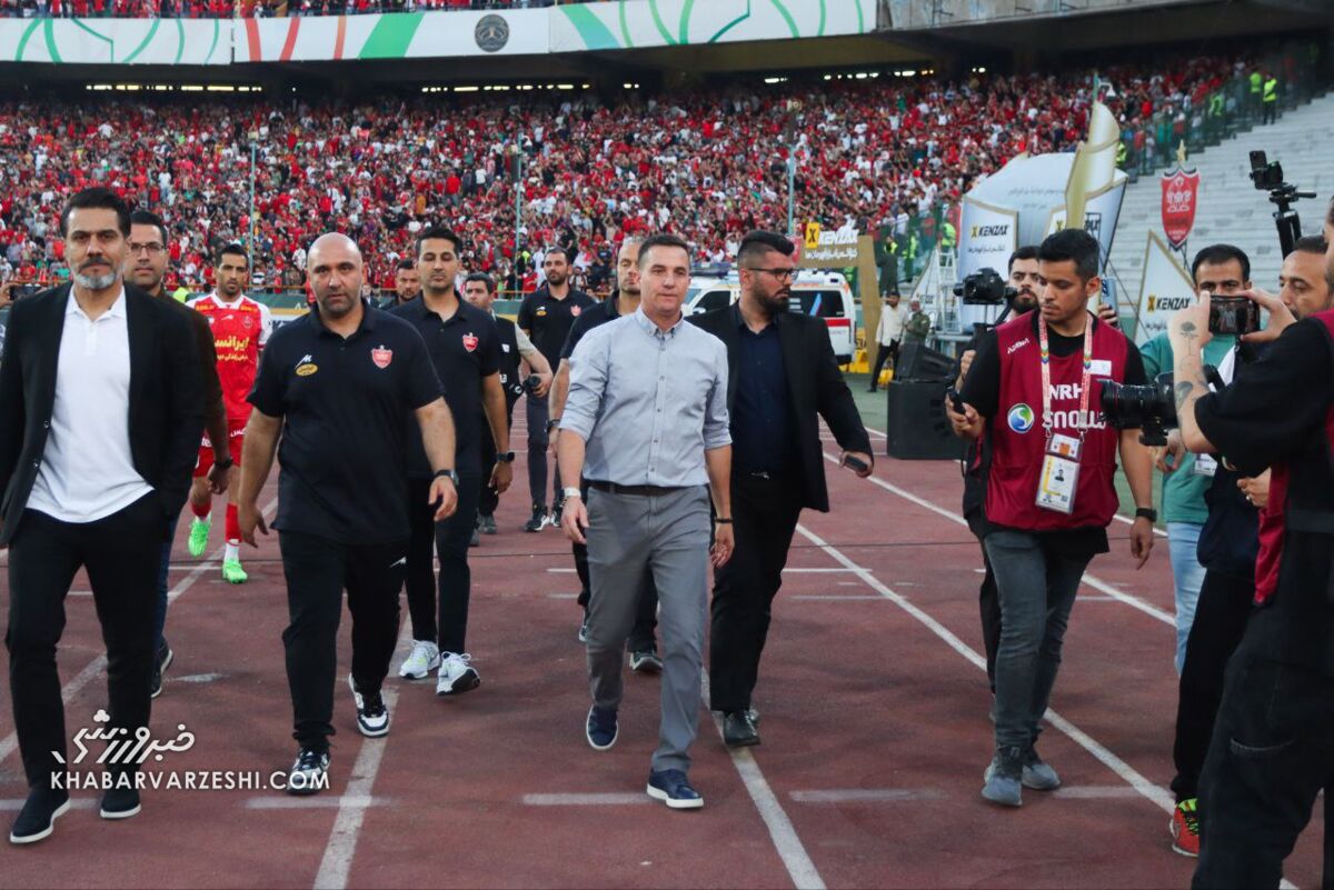 ۹۵درصد قهرمانی پرسپولیس به خاطر بازیکنان بود/ ابرام چرخی هم تیمهای گواردیولا را قهرمان می کند!/ دستگیری افشاریان خیلی چیزها را زیر سوال برد