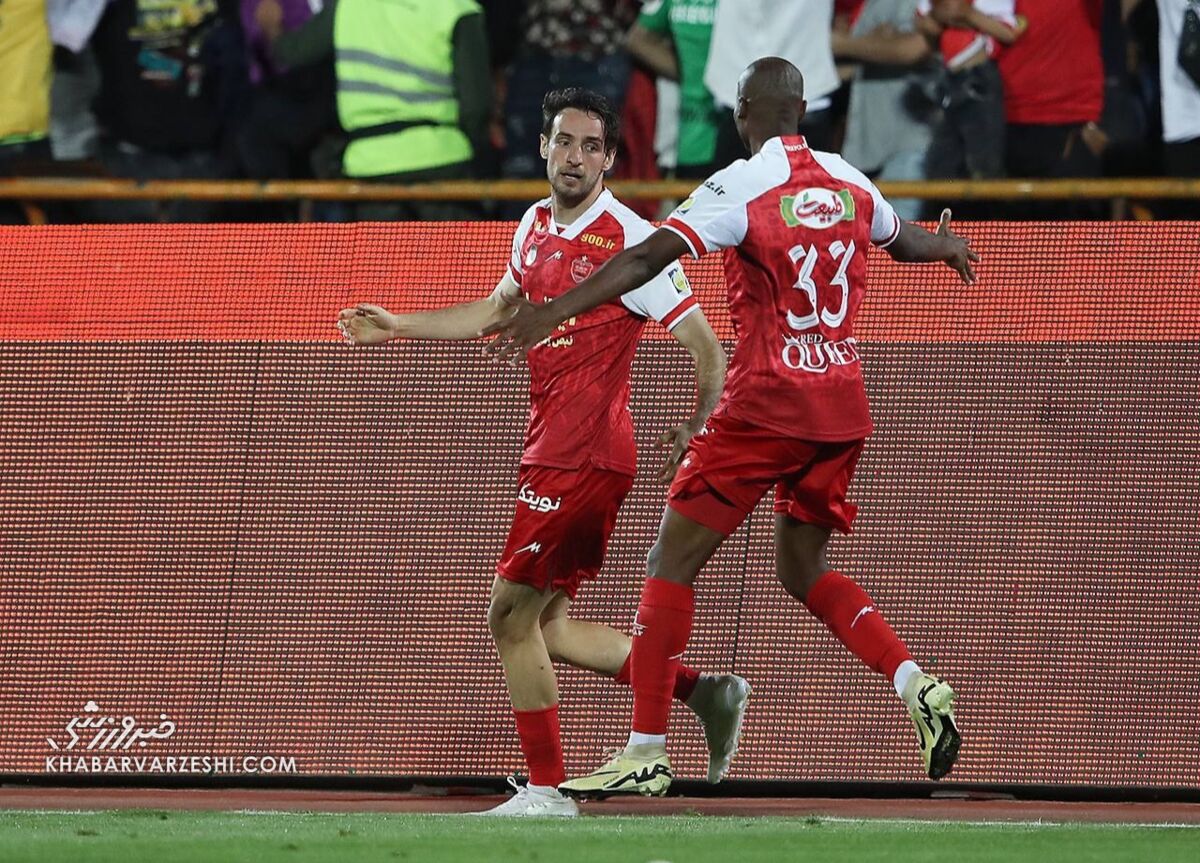 پرسپولیس قهرمان شد و استقلال نایب قهرمان/ گولسیانی «سرطلایی» شد پرسپولیس قهرمان شد و استقلال نایب قهرمان/ گولسیانی «سرطلایی» شد