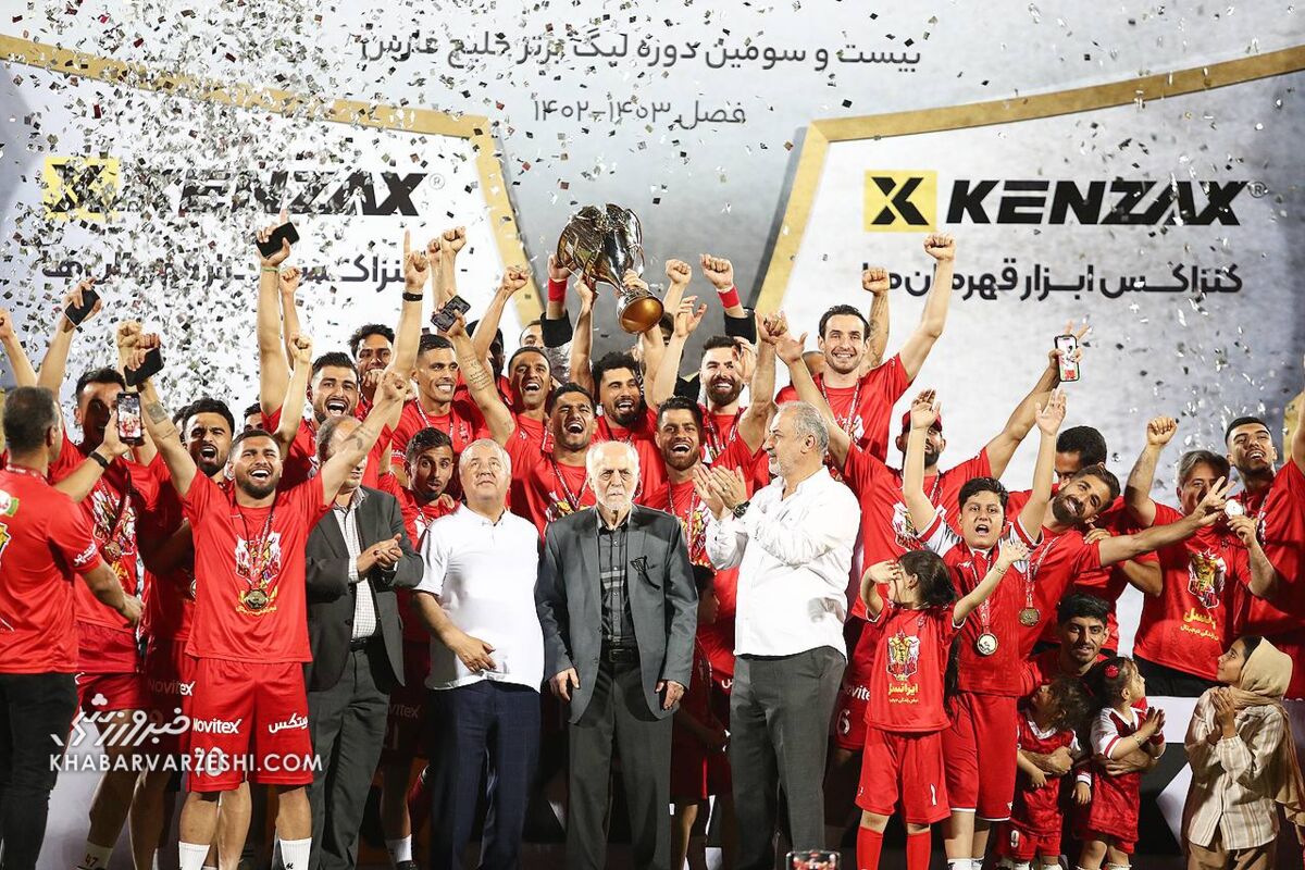 جدول لیگ برتر| کورس قهرمانی پرسپولیس و استقلال به پایان رسید؛ یک تیم قهرمان شد و یک تیم سقوط کرد جدول لیگ برتر| کورس قهرمانی پرسپولیس و استقلال به پایان رسید؛ یک تیم قهرمان شد و یک تیم سقوط کرد