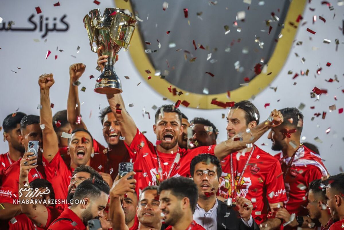 مرتضی پورعلیگنجی؛ مارکوپولو قرمز پس از ۸ سال با شماره ۸ برگشت! مرتضی پورعلیگنجی؛ مارکوپولو قرمز پس از ۸ سال با شماره ۸ برگشت!