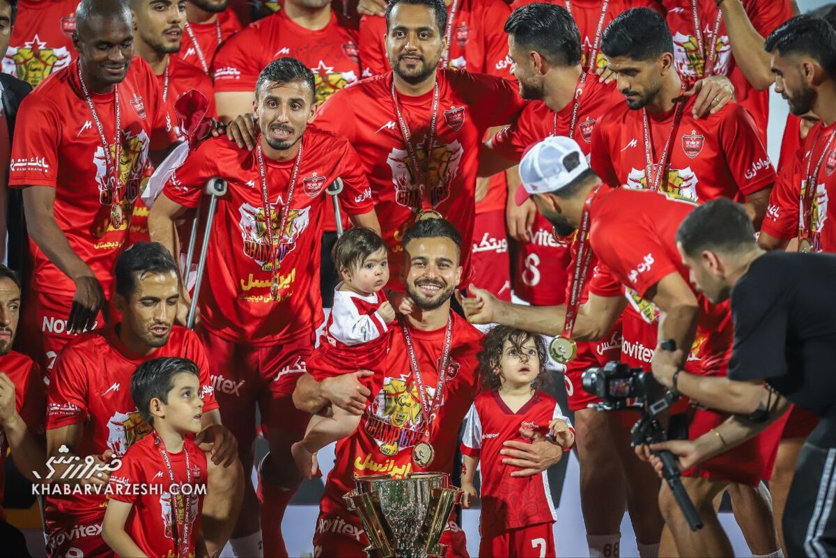 ستاره پرسپولیس بدون قرارداد به تمرین رفت! ستاره پرسپولیس بدون قرارداد به تمرین رفت!