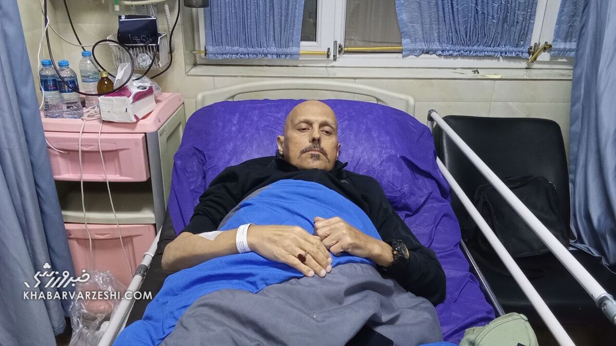 عکس| رئیس فدراسیون پزشکی به عیادت علی چینی رفت عکس| رئیس فدراسیون پزشکی به عیادت علی چینی رفت