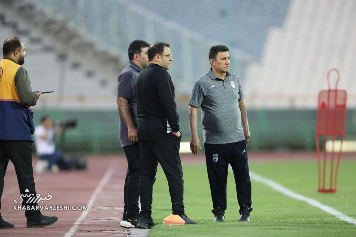 تصاویر| کتک خوردن یک بازیکن در تمرین تیم ملی فوتبال/ طارمی پیشنهاد داد؛ قلعهنویی شاکی شد