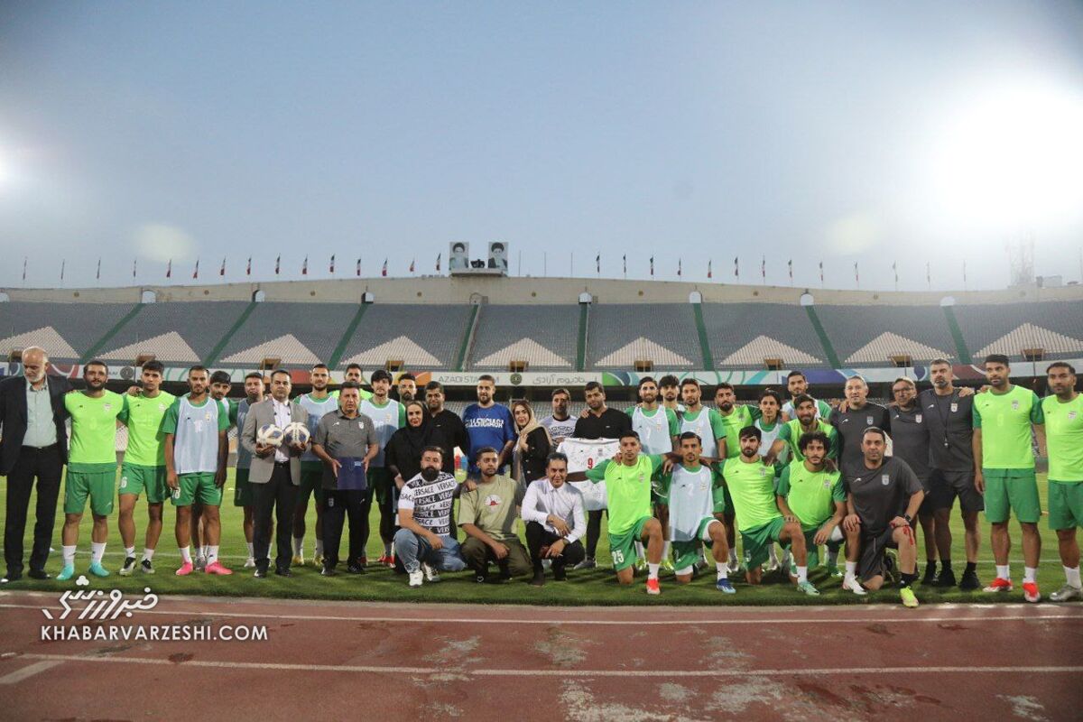 تصاویر| کتک خوردن یک بازیکن در تمرین تیم ملی فوتبال/ طارمی پیشنهاد داد؛ قلعهنویی شاکی شد
