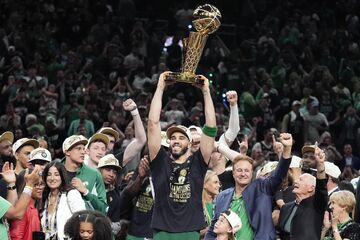 قهرمانی متفاوت بوستون در لیگ NBA/ هجدهمین جام به سبزها رسید