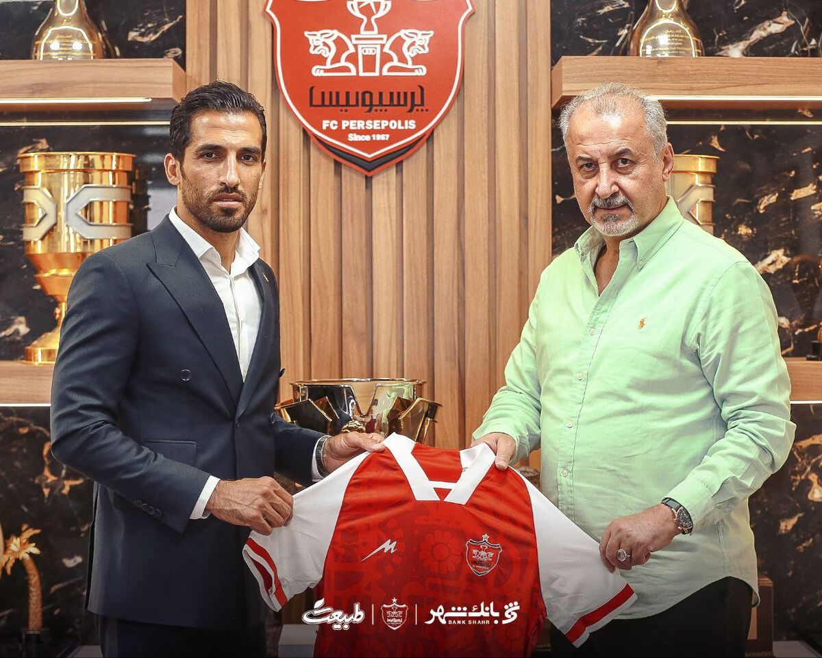 فوری| وحید امیری با پرسپولیس تمدید کرد