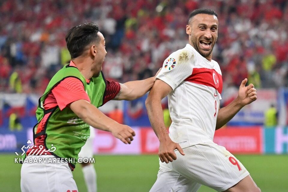 فوری؛ رونمایی از مهاجم سرشناس مدنظر پرسپولیس/ توسون پاشا به فوتبال ایران می آید؟ فوری؛ رونمایی از مهاجم سرشناس مدنظر پرسپولیس/ توسون پاشا به فوتبال ایران می آید؟