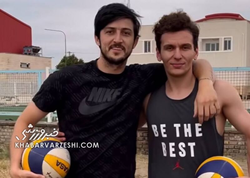 عکس| دیدار سردار آزمون با ستاره والیبال ایران