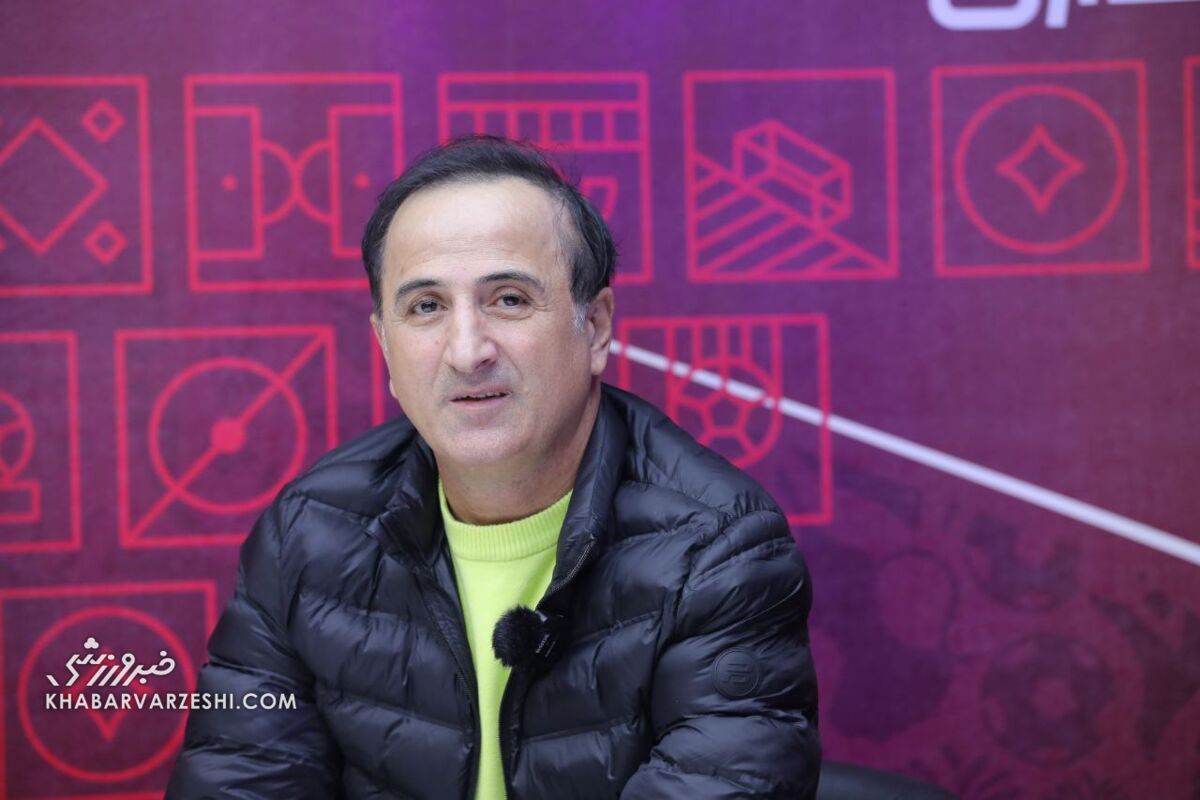 اختر: بازیکنان مقصر شکست بودند نه ساپینتو/ نیمفصل عید دلالهای باشگاه استقلال است اختر: بازیکنان مقصر شکست بودند نه ساپینتو/ نیمفصل عید دلالهای باشگاه استقلال است