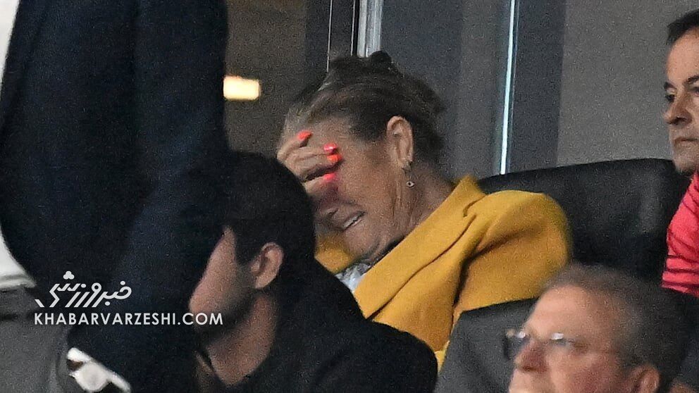 عکس| رونالدو اشک مادرش را هم درآورد!